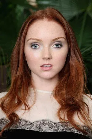 Lily Cole photo