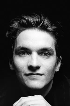 Fionn Whitehead photo