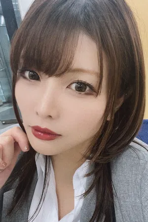 Akari Niimura photo