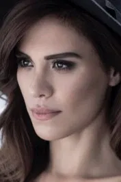 Şükran Ovalı photo