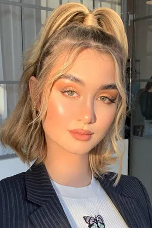 Victoria Babenko photo