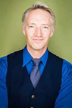 Phillip MacKenzie photo