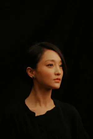 Zhou Xun photo
