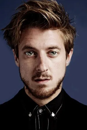 Arthur Darvill photo