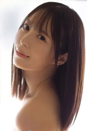 Yui Tenma photo