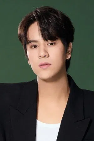 Korapat Kirdpan photo