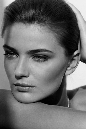 Paulina Porizkova photo
