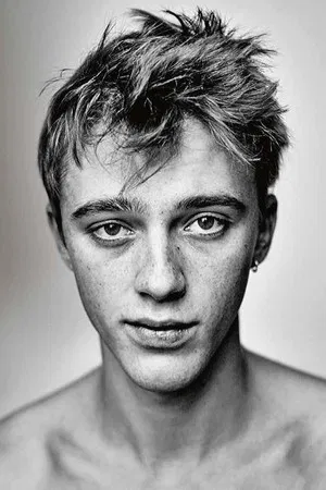 Benjamin Voisin photo