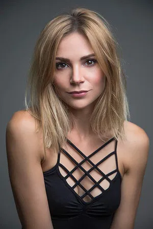 Karissa Lee Staples photo