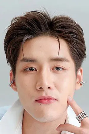 Thanaphon U-sinsap photo