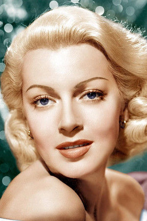 Lana Turner photo