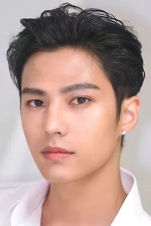 Thiti Mahayotaruk photo