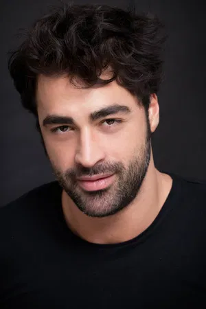 Sarp Levendoğlu photo