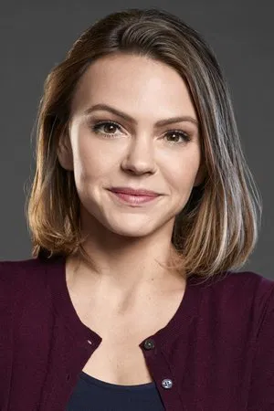 Aimee Teegarden photo