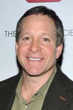 Steve Guttenberg photo