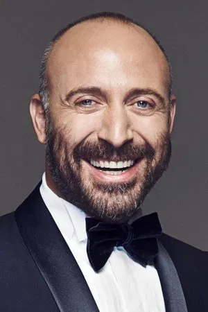 Halit Ergenç photo