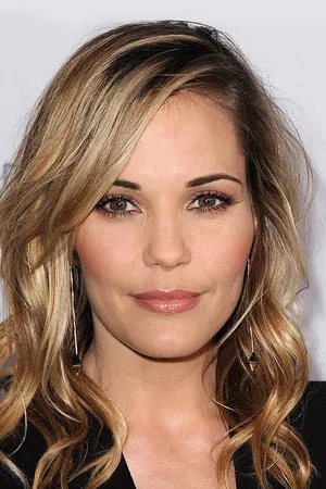 Leslie Bibb photo