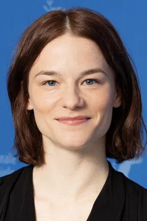 Valerie Pachner photo