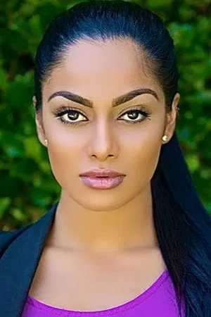 Chandrika Ravi photo