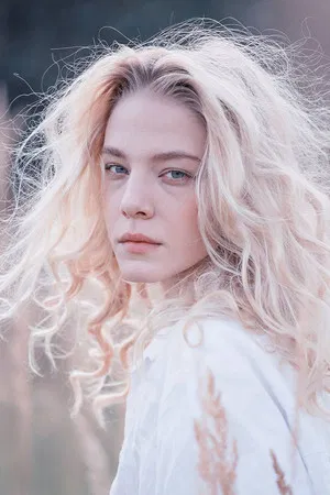 Alyona Mikhaylova photo