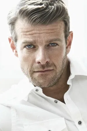 Iván Kamarás photo