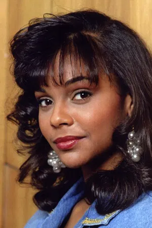 Lark Voorhies photo