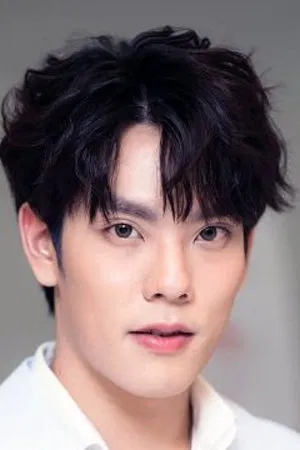 Panuwat Kerdthongtavee photo