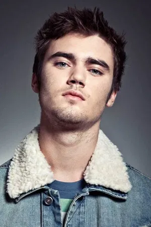 Cameron Bright photo