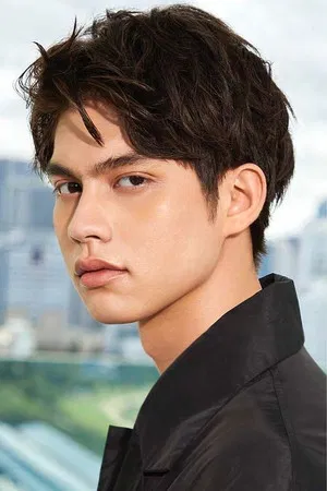 Vachirawit Chivaaree photo