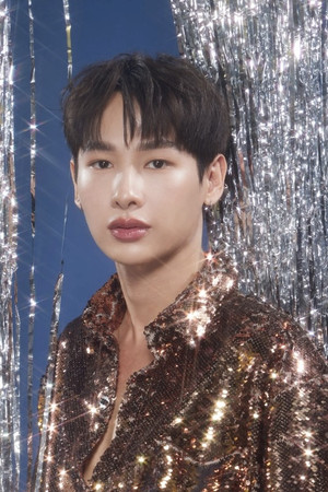 Atthaphan Phunsawat photo