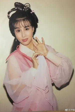 Candy Wen Xue-Er photo