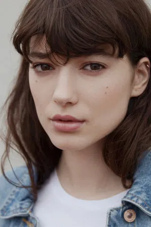 Andrea Tivadar photo