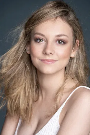 Ester Expósito photo