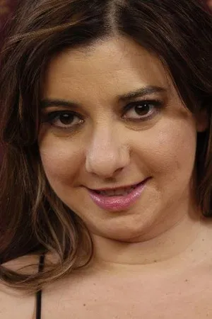 Alix Lakehurst photo