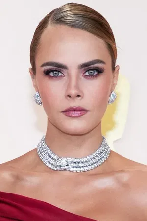 Cara Delevingne photo