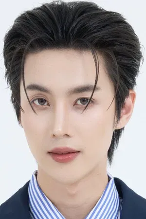 Suppawit Thongyuen photo