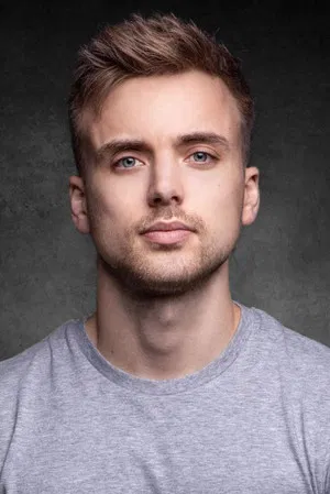 Parry Glasspool photo