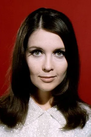 Anjanette Comer photo