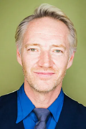 Phillip MacKenzie photo