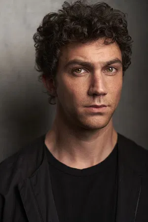 Luke Brandon Field photo