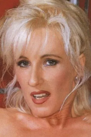 Alexandra Ross photo