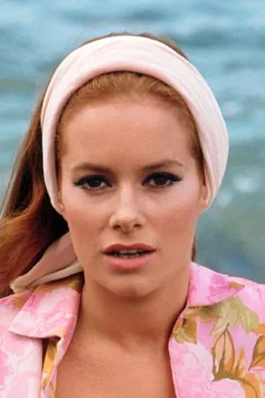 Luciana Paluzzi photo