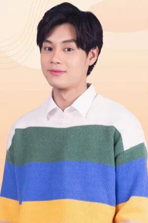 Kanok Kanokpol Moonhong photo