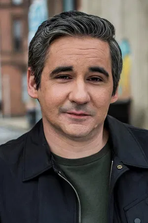 Iain Robertson photo