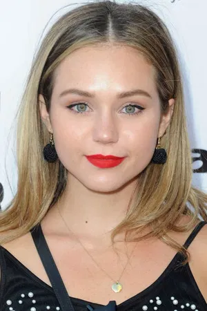 Brec Bassinger photo