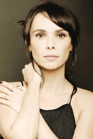 Débora Falabella photo