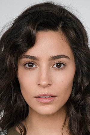 Alexxis Lemire photo