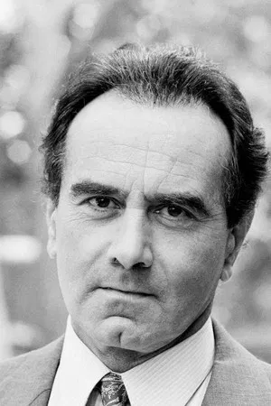 Dan Hedaya photo