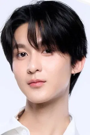 Tinnapat Tusnytraitep photo