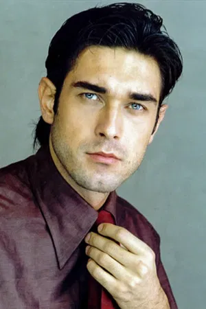 Burak Hakkı photo